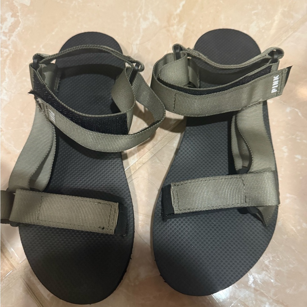PINK Victoria's Secret Black and Olive Sandals